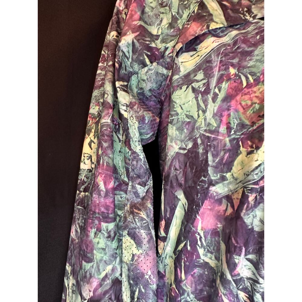 LULULEMON Miss Misty Lightweight Packable Wind Rain Jacket Hooded Iridescent SZ4 - Picture 6 of 15
